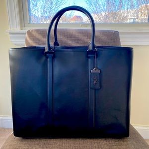 100% authentic Coach Metropolitan Weekender Tote in black.